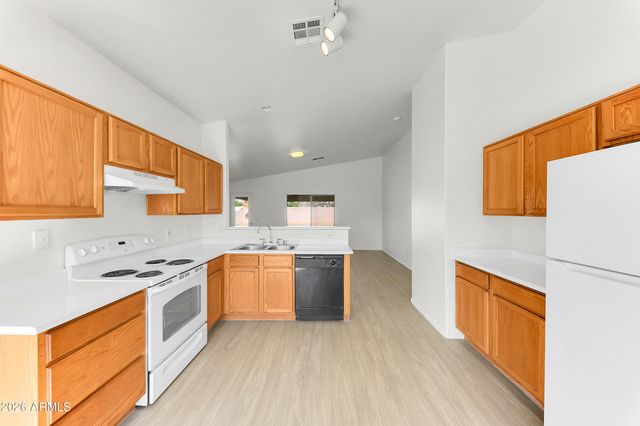 7594 W CITRUS Way, Glendale, AZ 85303