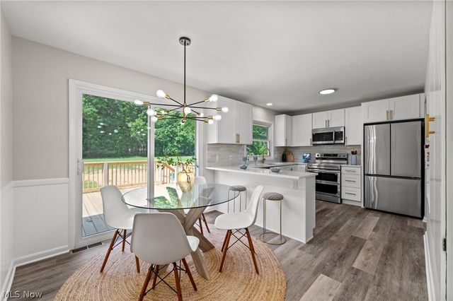 1709 Berna Road, Green, OH 44312