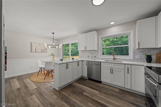 1709 Berna Road, Green, OH 44312