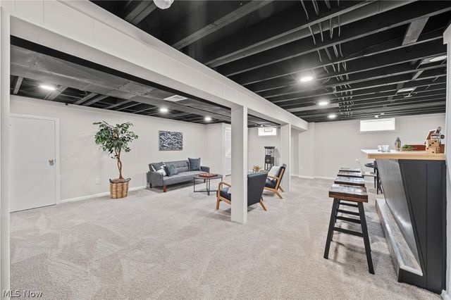 1709 Berna Road, Green, OH 44312