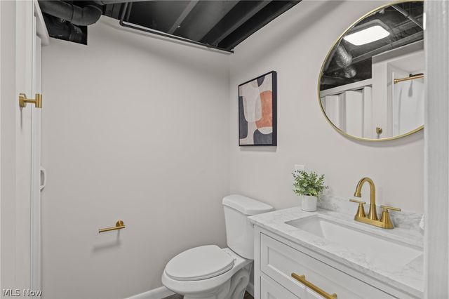 1709 Berna Road, Green, OH 44312