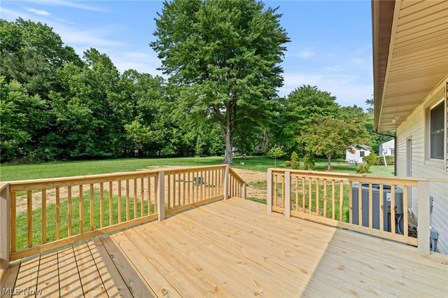 1709 Berna Road, Green, OH 44312