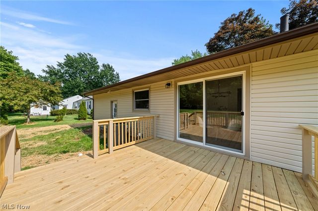 1709 Berna Road, Green, OH 44312