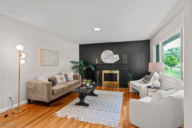 1709 Berna Road, Green, OH 44312