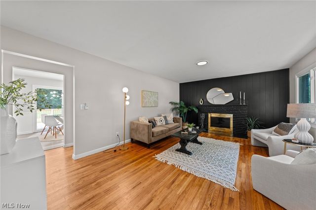1709 Berna Road, Green, OH 44312