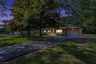 1709 Berna Road, Green, OH 44312