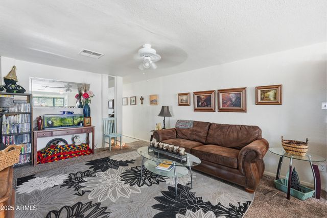 233 E VILLA RITA Drive, Phoenix, AZ 85022