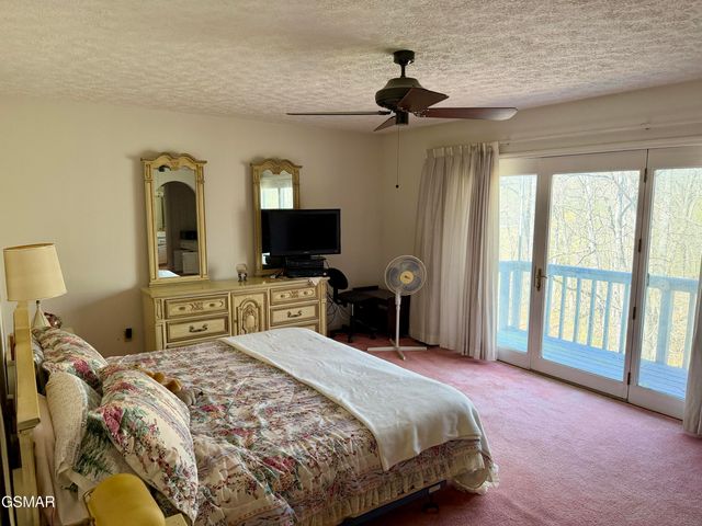 1560 Bluebird Cv Lane, Sevierville, TN 37862