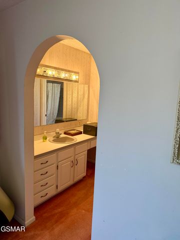 1560 Bluebird Cv Lane, Sevierville, TN 37862