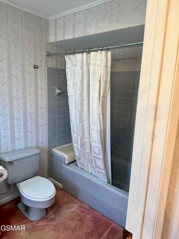 1560 Bluebird Cv Lane, Sevierville, TN 37862