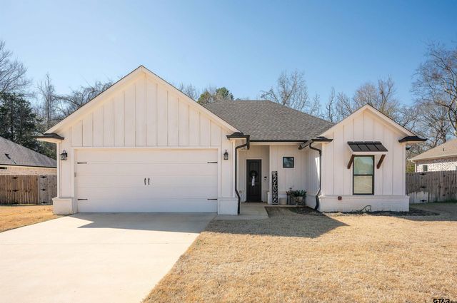 2000 Jackie Ray, Whitehouse, TX 75791