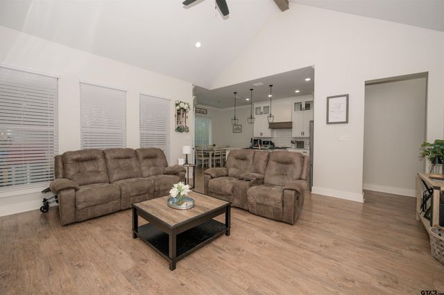 2000 Jackie Ray, Whitehouse, TX 75791