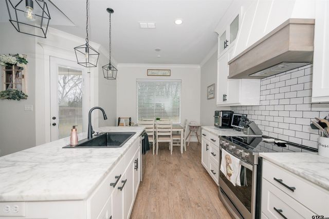 2000 Jackie Ray, Whitehouse, TX 75791