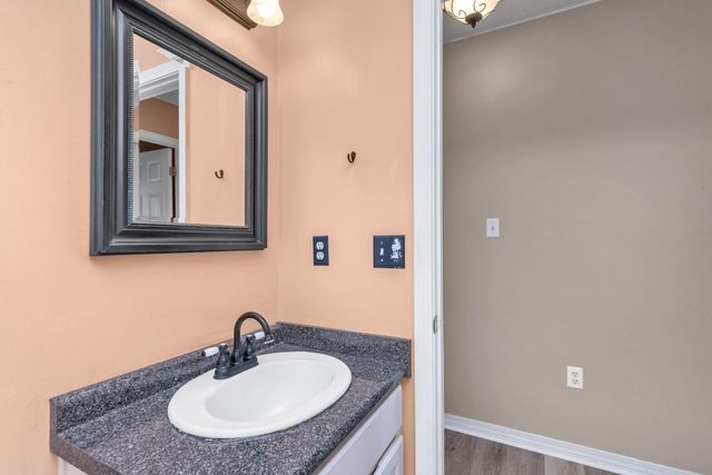 311 Seattle Slew Court, Crestview, FL 32539