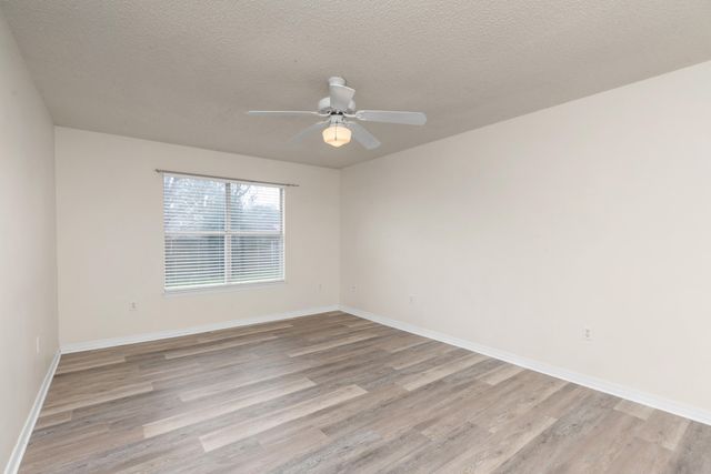 311 Seattle Slew Court, Crestview, FL 32539