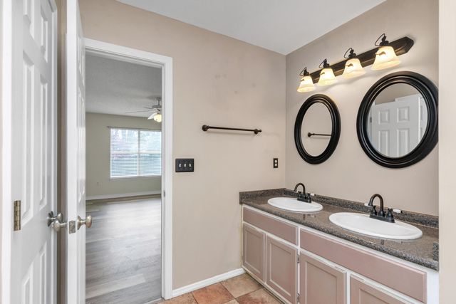 311 Seattle Slew Court, Crestview, FL 32539