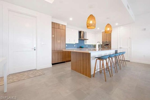 1125 Central AVE 477, Naples, FL 34102