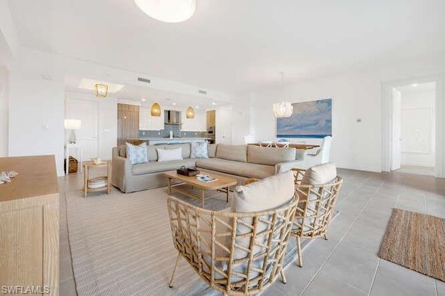 1125 Central AVE 477, Naples, FL 34102