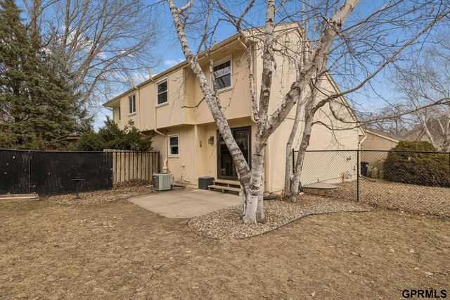 1712 N 121 Street, Omaha, NE 68154