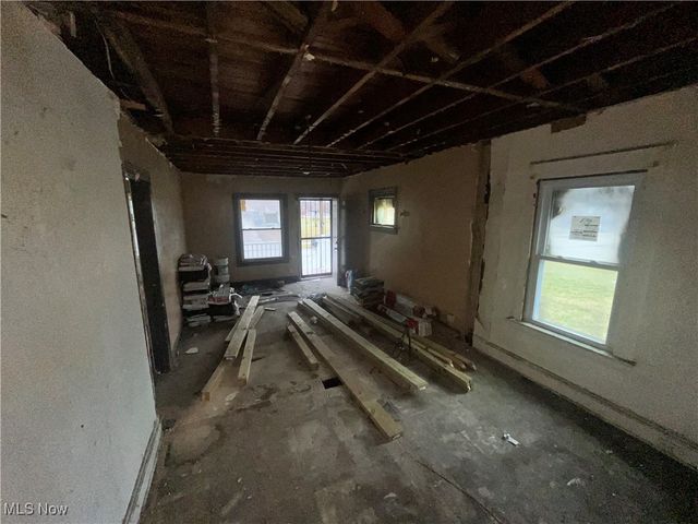 3474 E 145th Street, Cleveland, OH 44120