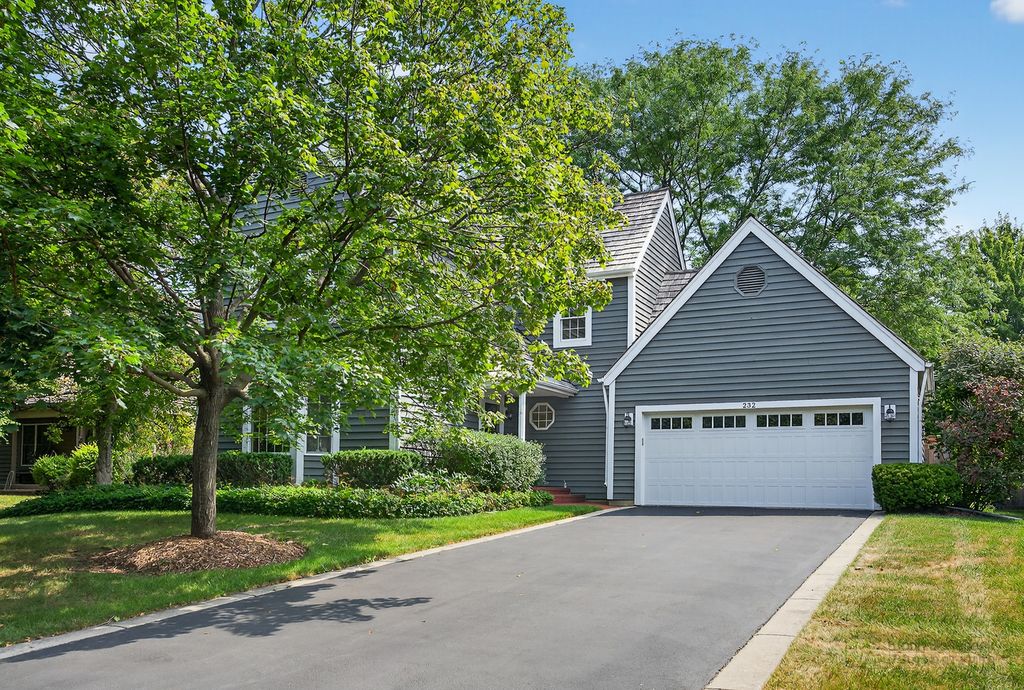 232 Long Hill Road, Gurnee, IL 60031