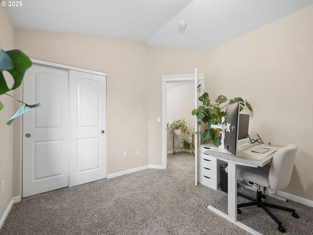 9128 N HUDSON St, Portland, OR 97203
