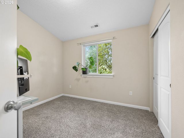 9128 N HUDSON St, Portland, OR 97203