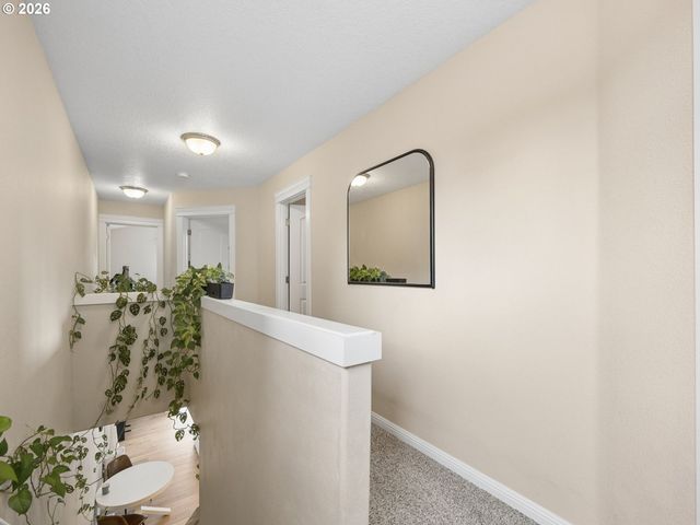 9128 N HUDSON St, Portland, OR 97203