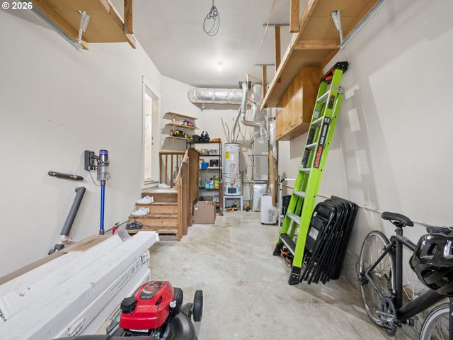 9128 N HUDSON St, Portland, OR 97203