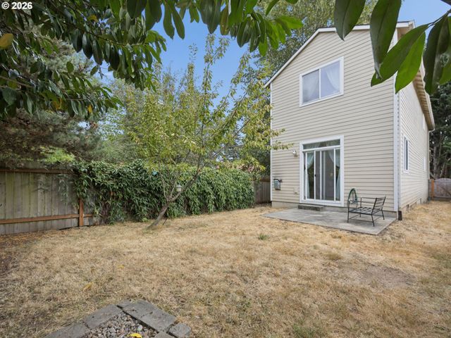 9128 N HUDSON St, Portland, OR 97203