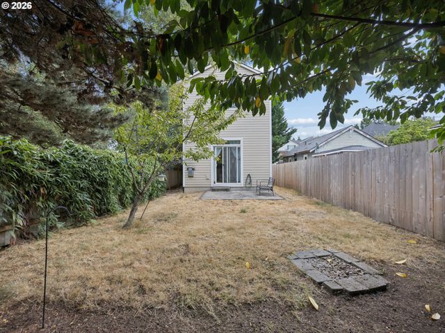 9128 N HUDSON St, Portland, OR 97203