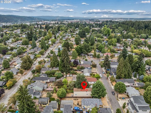 9128 N HUDSON St, Portland, OR 97203