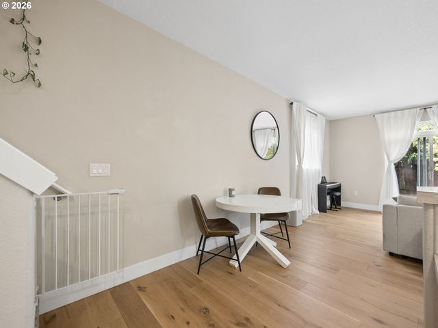 9128 N HUDSON St, Portland, OR 97203