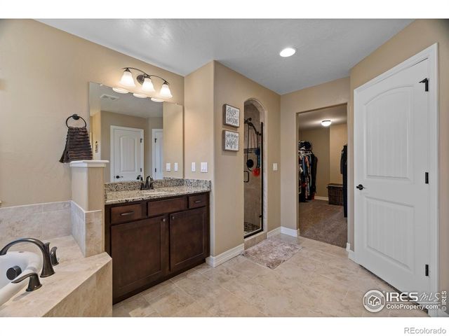 4135 Carroway Seed Drive, Johnstown, CO 80534