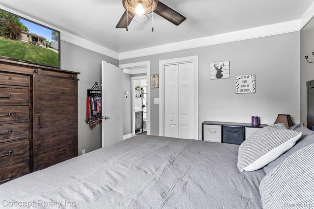 31540 Hennepin Street, Garden City, MI 48135
