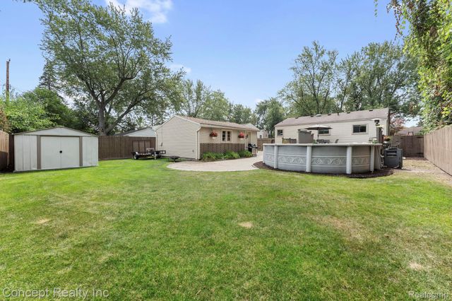 31540 Hennepin Street, Garden City, MI 48135