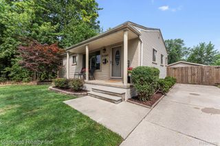 31540 Hennepin Street, Garden City, MI 48135