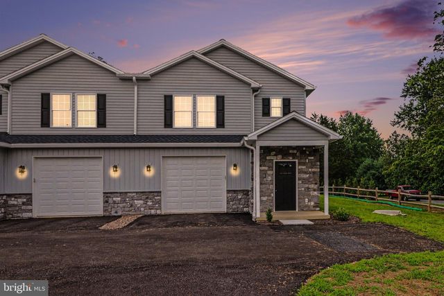 509 S BALTIMORE ST, Dillsburg, PA 17019