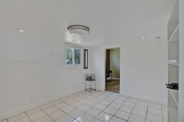 3811 NW 174th St, Miami Gardens, FL 33055