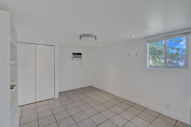 3811 NW 174th St, Miami Gardens, FL 33055