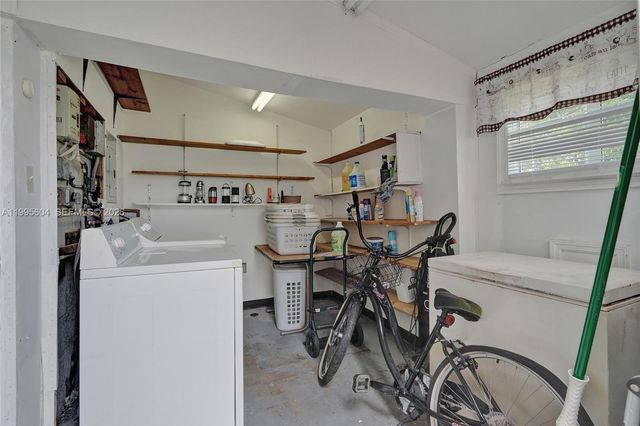 3811 NW 174th St, Miami Gardens, FL 33055