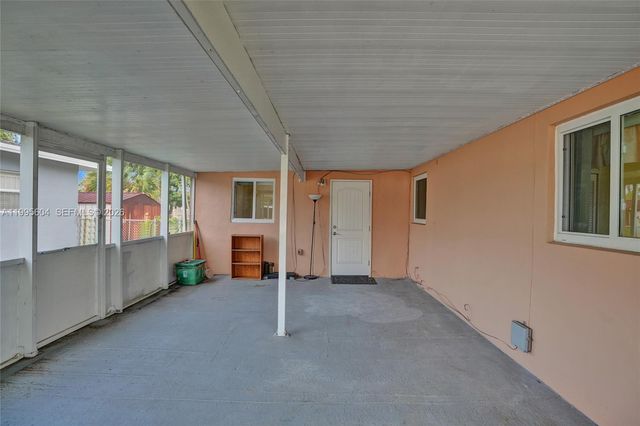 3811 NW 174th St, Miami Gardens, FL 33055