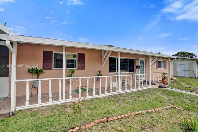 3811 NW 174th St, Miami Gardens, FL 33055