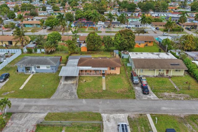 3811 NW 174th St, Miami Gardens, FL 33055