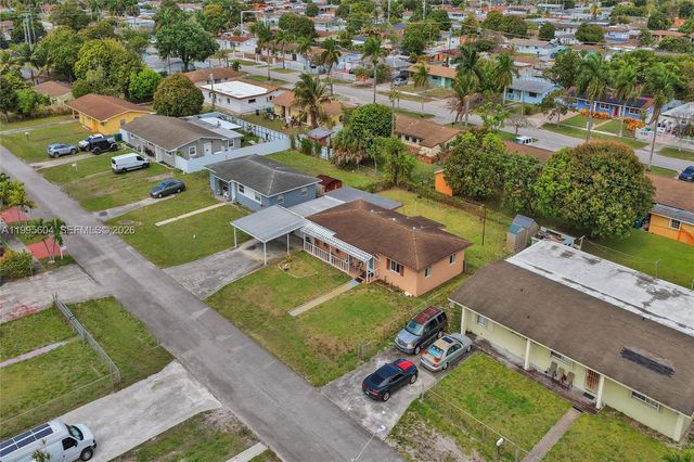 3811 NW 174th St, Miami Gardens, FL 33055