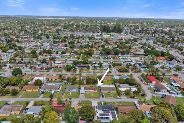 3811 NW 174th St, Miami Gardens, FL 33055