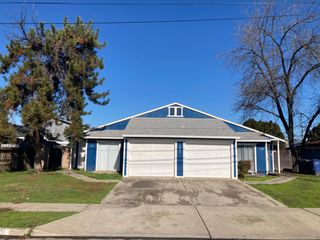 3951 E Dwight Way, Fresno, CA 93702
