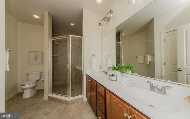 2953 STELLA BLUE LN, Fairfax, VA 22031