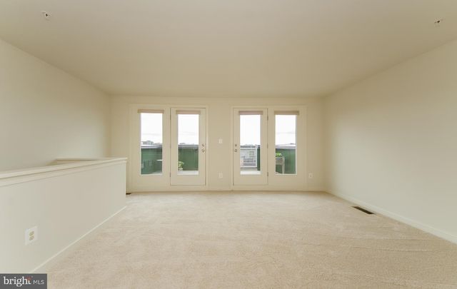 2953 STELLA BLUE LN, Fairfax, VA 22031