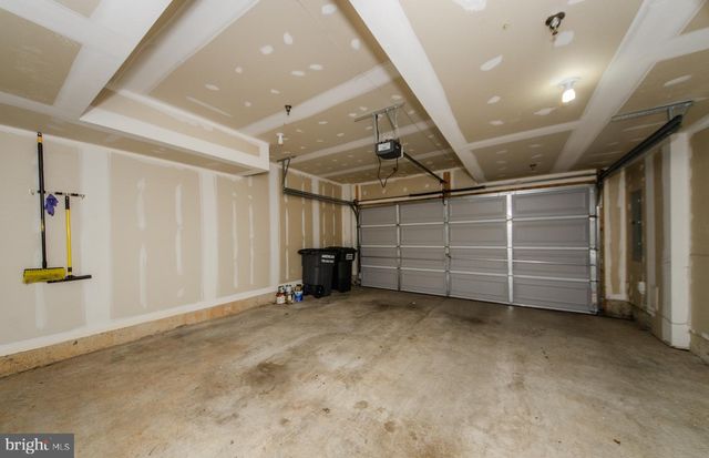 2953 STELLA BLUE LN, Fairfax, VA 22031
